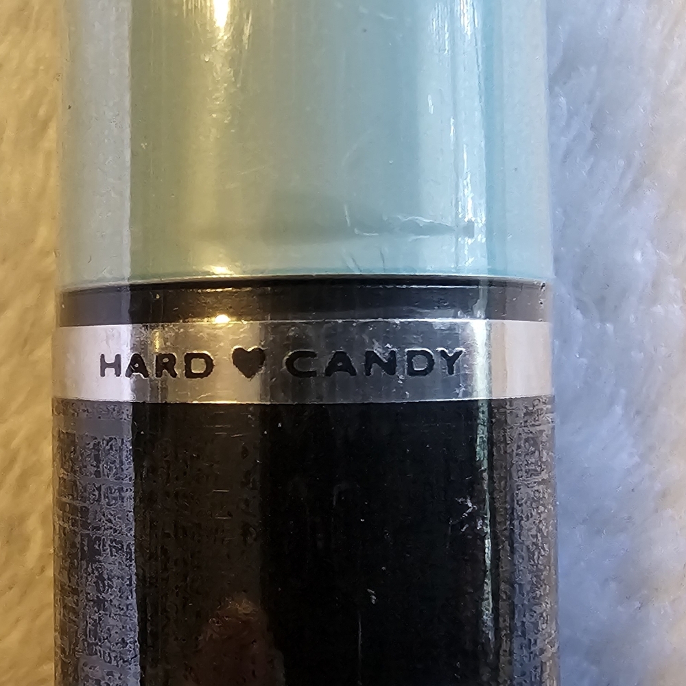 Hard Candy Matte Setting Spray - Picture 2 of 3